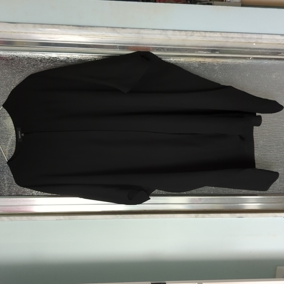 Babaton Top - Picture 1 of 2